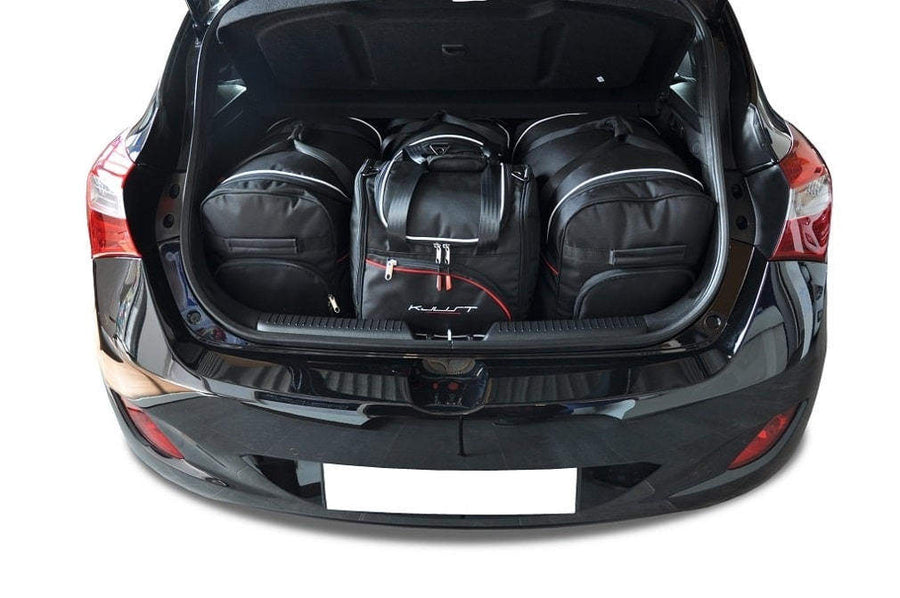Kjust Hyundai i30 II 3-dr 2013-2017 Reistassenset