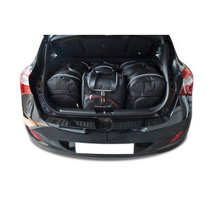 Kjust Hyundai i30 II 3-dr 2013-2017 Reistassenset