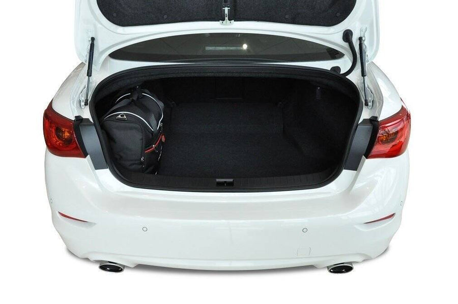 Kjust Infiniti Q50 Sedan 2013-2020 Reistassenset
