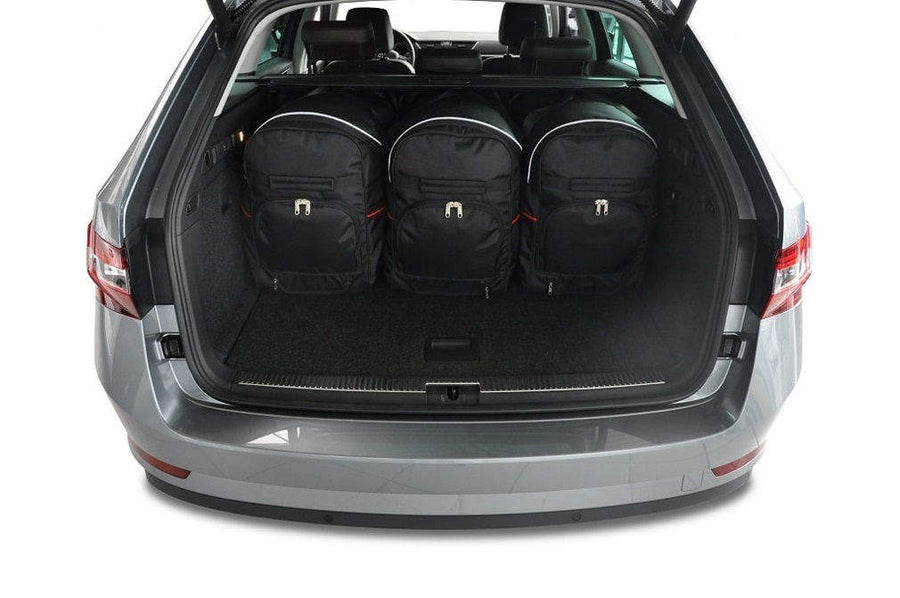 Kjust Skoda Superb 3V stationwagen 2015-2024 Reistassenset