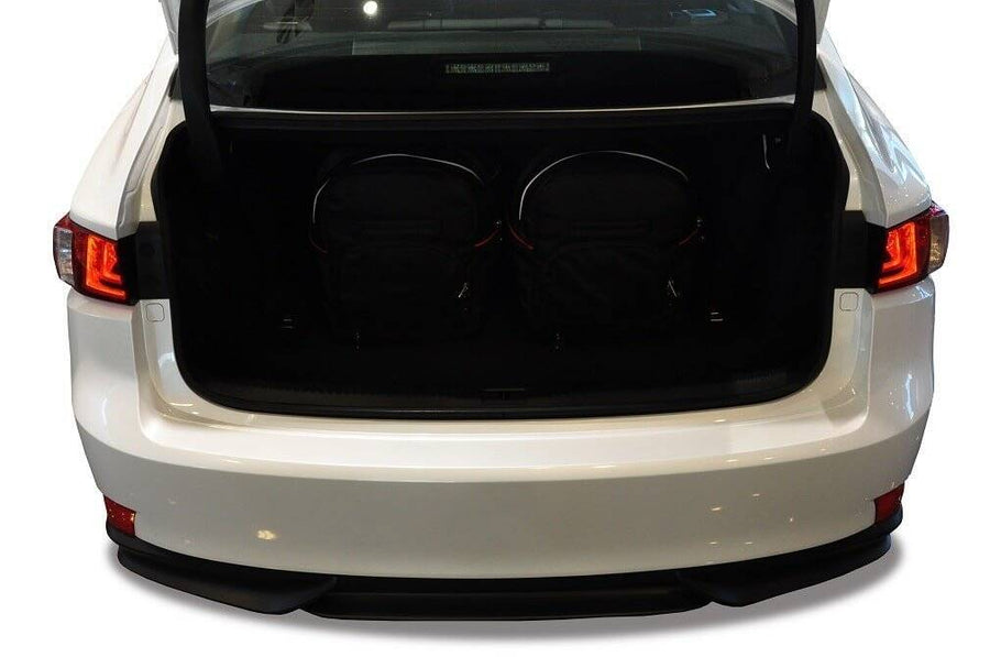 Kjust Lexus IS Sedan 2013-2021 Reistassenset