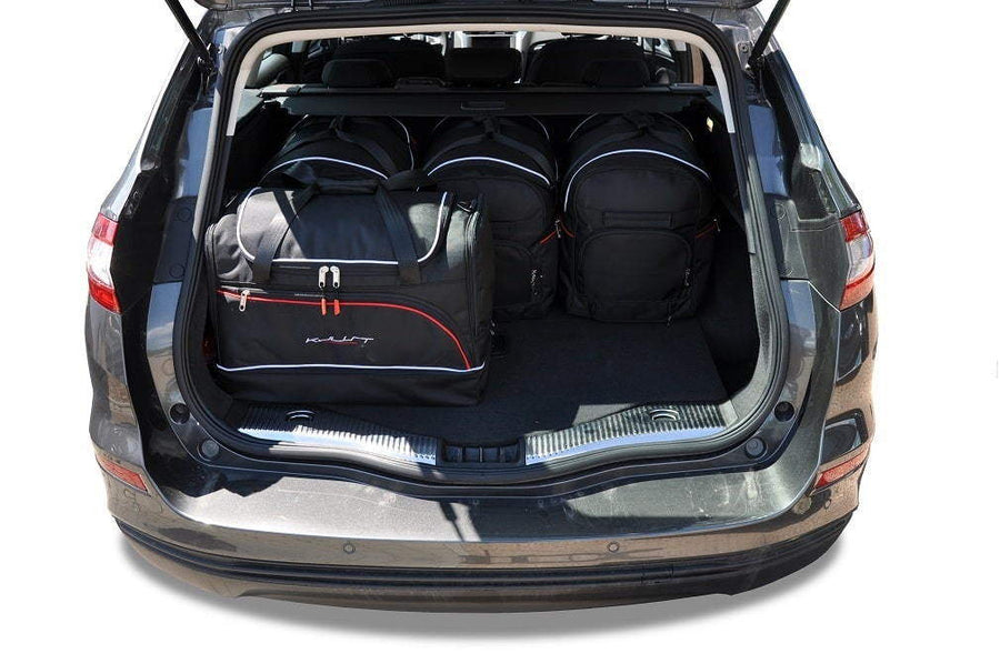 Kjust Ford Mondeo V stationwagen 2014-2022 Reistassenset