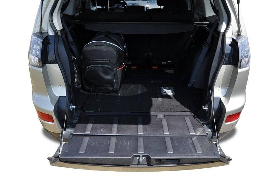 Kjust Mitsubishi Outlander II 2007-2013 Reistassenset