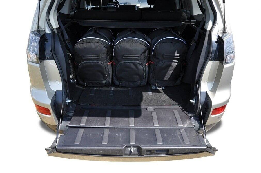 Kjust Mitsubishi Outlander II 2007-2013 Reistassenset