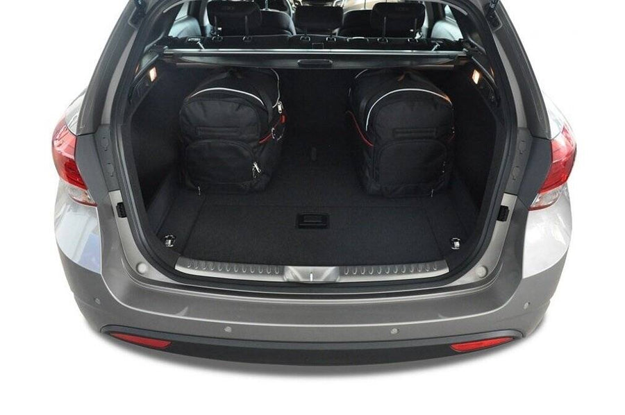 Kjust Hyundai i40 Tourer 2011-2019 Reistassenset