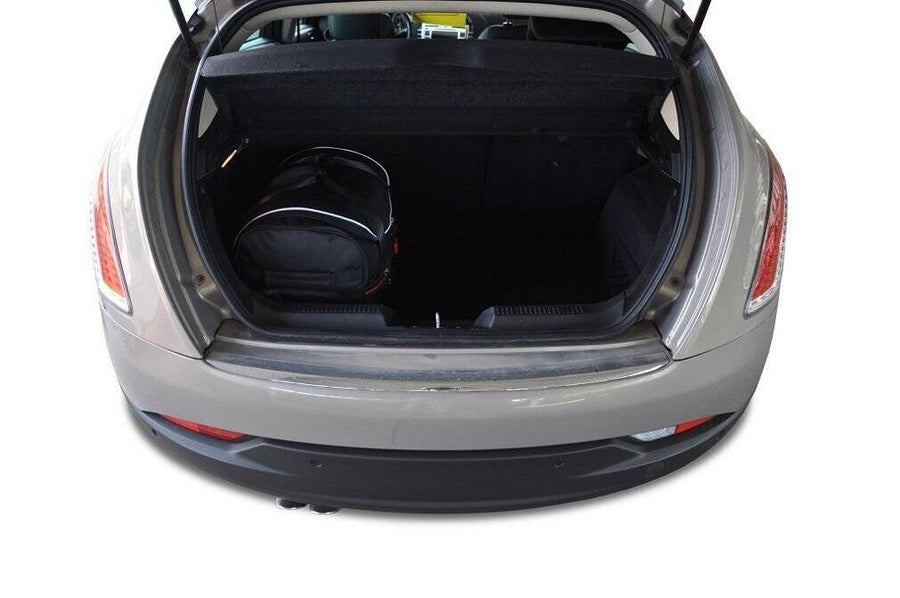 Kjust Lancia Delta 5-dr 2008-2016 Reistassenset