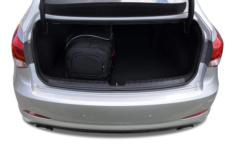 Kjust Hyundai i40 Sedan 2011-2019 Reistassenset