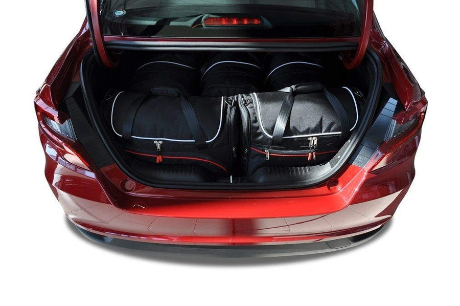 Kjust Fiat Tipo 5-dr 2016-2023 Reistassenset