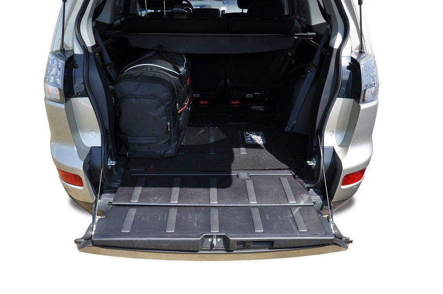 Kjust Mitsubishi Outlander II 2007-2013 Reistassenset