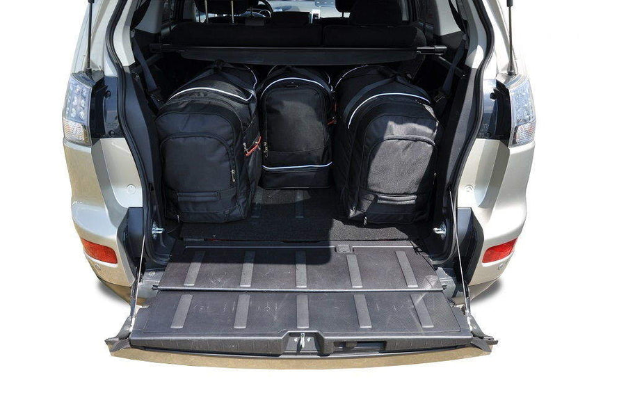Kjust Mitsubishi Outlander II 2007-2013 Reistassenset