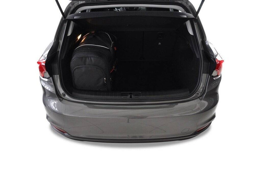 Kjust Fiat Tipo 5-dr 2016-2023 Reistassenset
