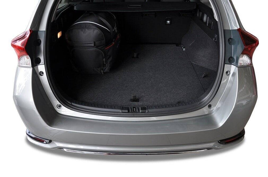Kjust Toyota Auris Touring Sports 2013-2018 Reistassenset