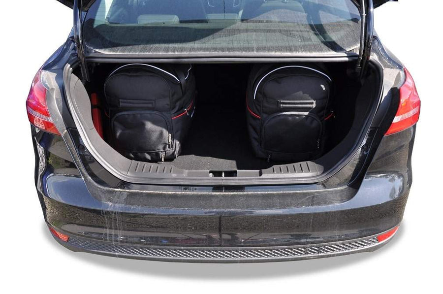 Kjust Ford Focus III Sedan 2011-2014 Reistassenset