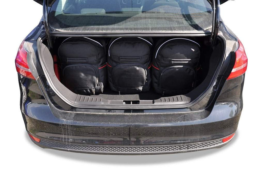 Kjust Ford Focus III Sedan 2011-2014 Reistassenset