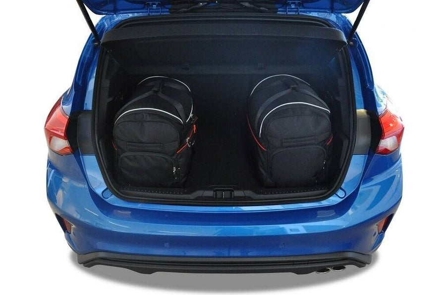 Kjust Ford Focus IV 5-dr 2018- Reistassenset