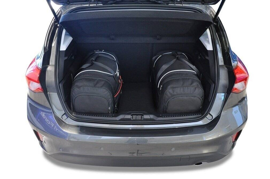 Kjust Ford Focus IV 5-dr 2018- Reistassenset