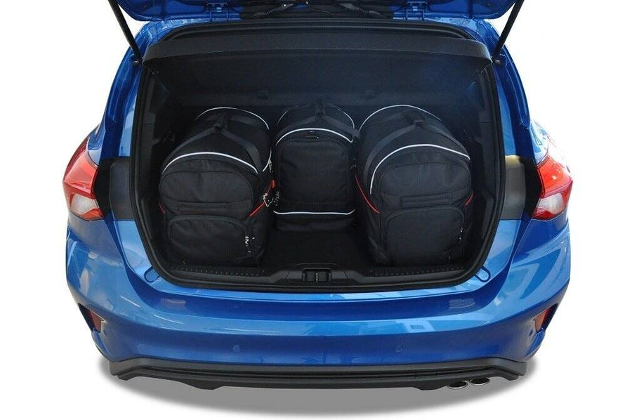 Kjust Ford Focus IV 5-dr 2018- Reistassenset