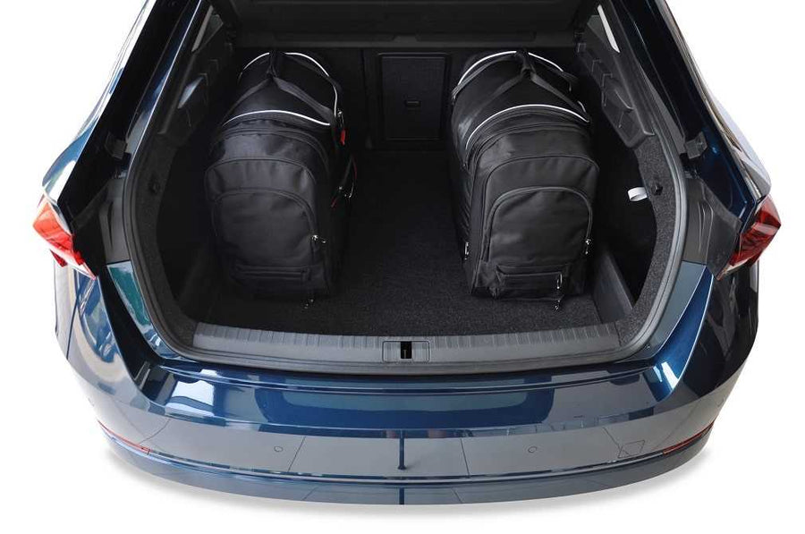 Kjust Skoda Octavia NX 5-dr 2020- Reistassenset