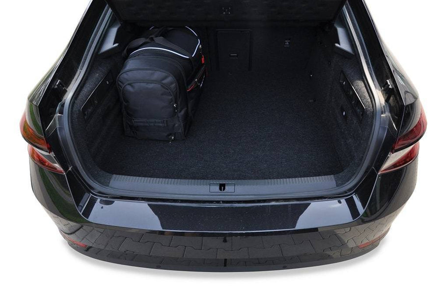 Kjust Skoda Superb 3V/facelift 5-dr hatchback 2019-2024 Reistassenset