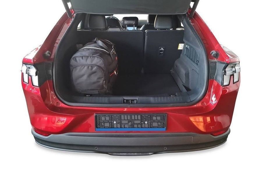 Kjust Ford Mustang Mach-E 2021- Reistassenset