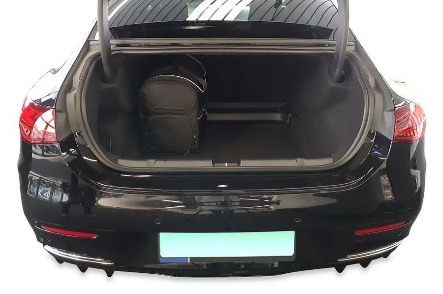 Kjust Mercedes Benz EQE V295 Limousine 2022- Reistassenset