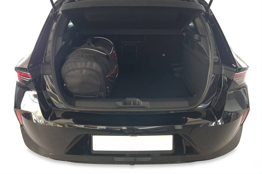 Kjust Opel Astra L 5-dr 2022- Reistassenset