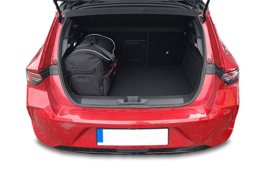 Kjust Opel Astra L 5-dr 2022- Reistassenset