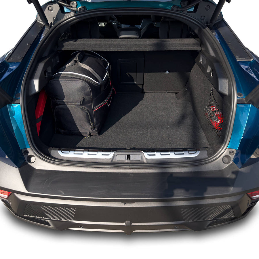 Kjust Peugeot 408 2022- Reistassenset