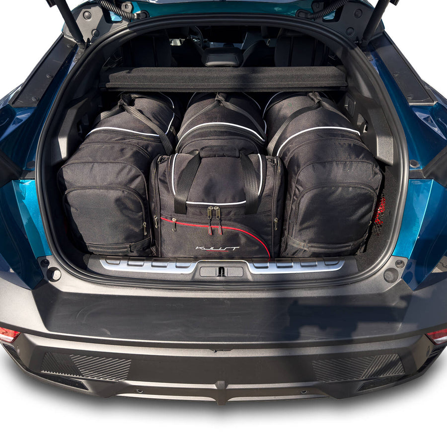 Kjust Peugeot 408 2022- Reistassenset