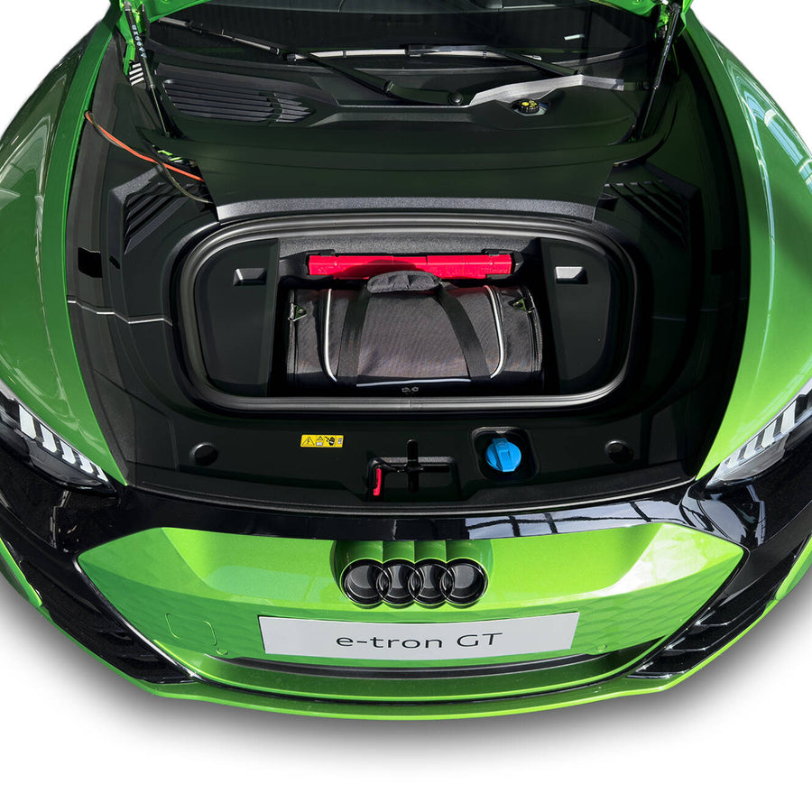Kjust Audi e-tron GT 2021- Reistassenset