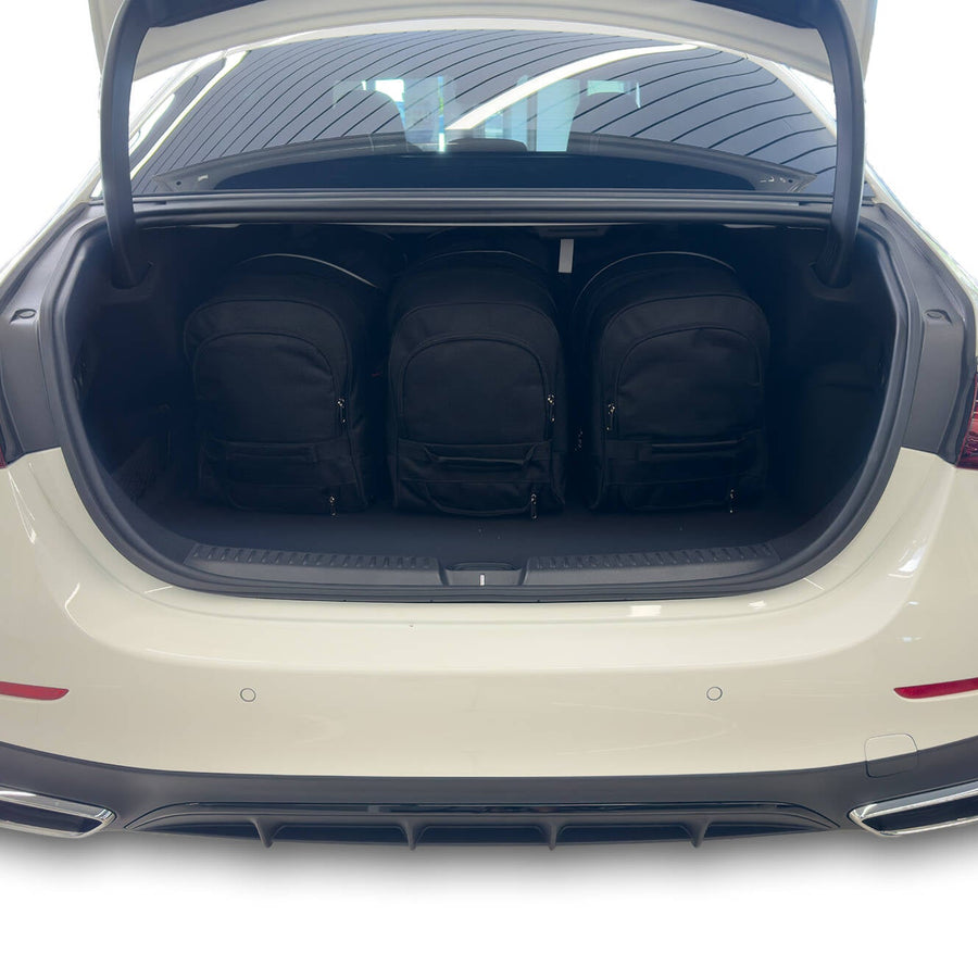 Kjust Mercedes Benz E-Klasse W214 Limousine 2023- Reistassenset
