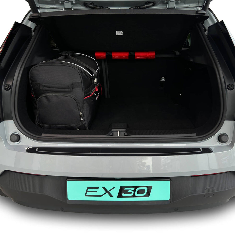 Kjust Volvo EX30 2023- Reistassenset